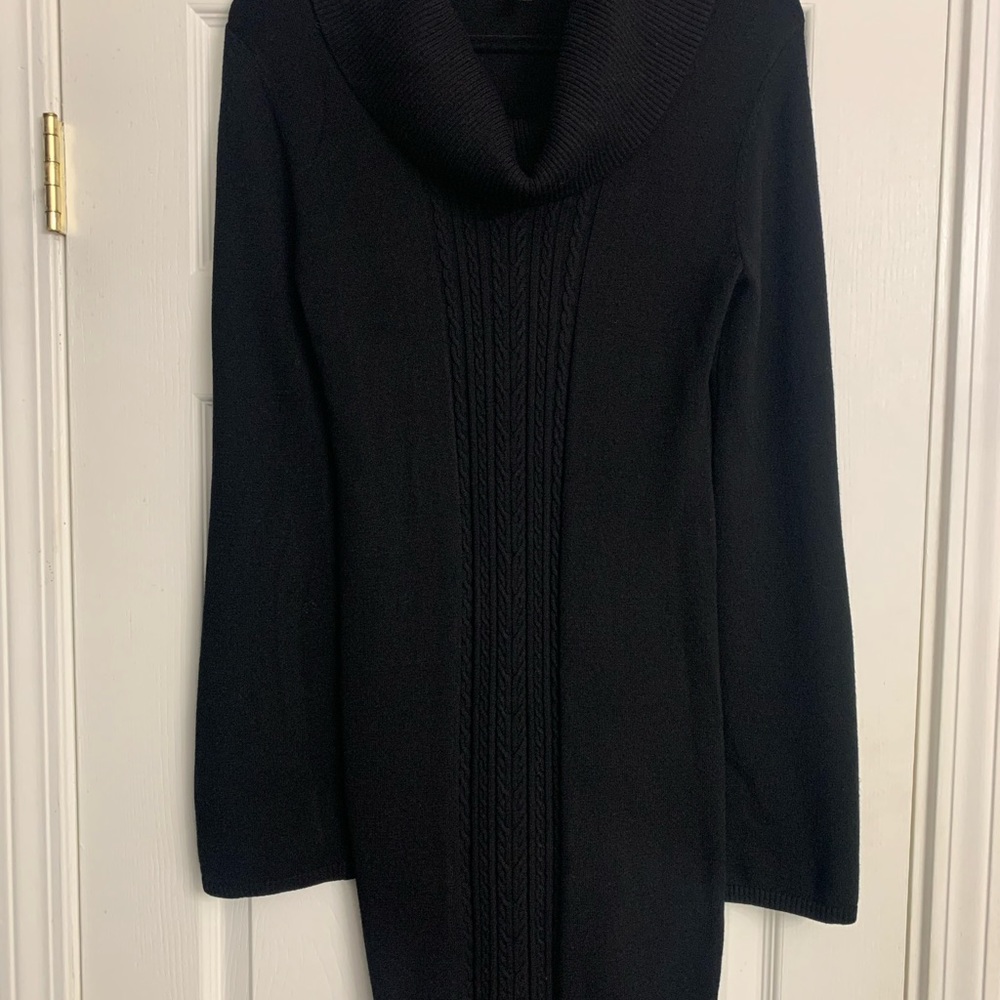 Ladies BCBGMAXAZRIA Black Sweater Dress Size Medium